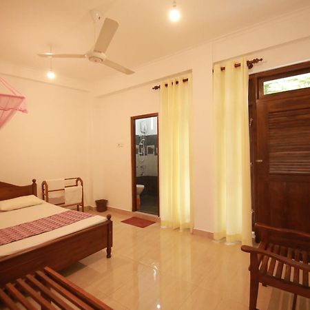 Renuka Inn Kandy Extérieur photo